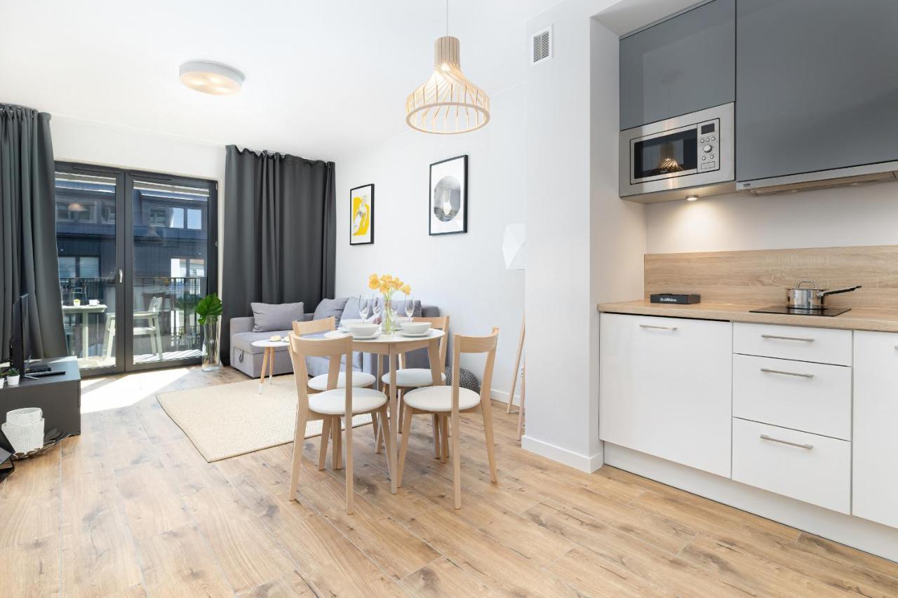 Apartamenty Kolo Brzegu By Noclegi Renters โควอบเซก ภายนอก รูปภาพ